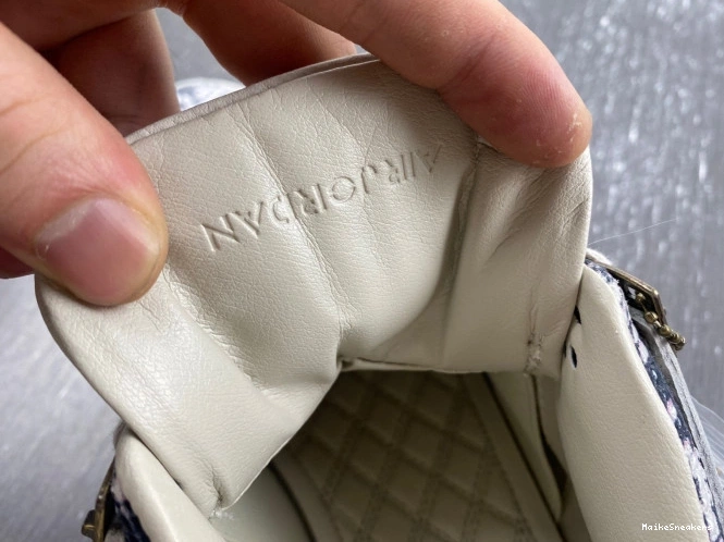 MaikeSneakers Jordan 819139-030 Retro Snakeskin 4 0810